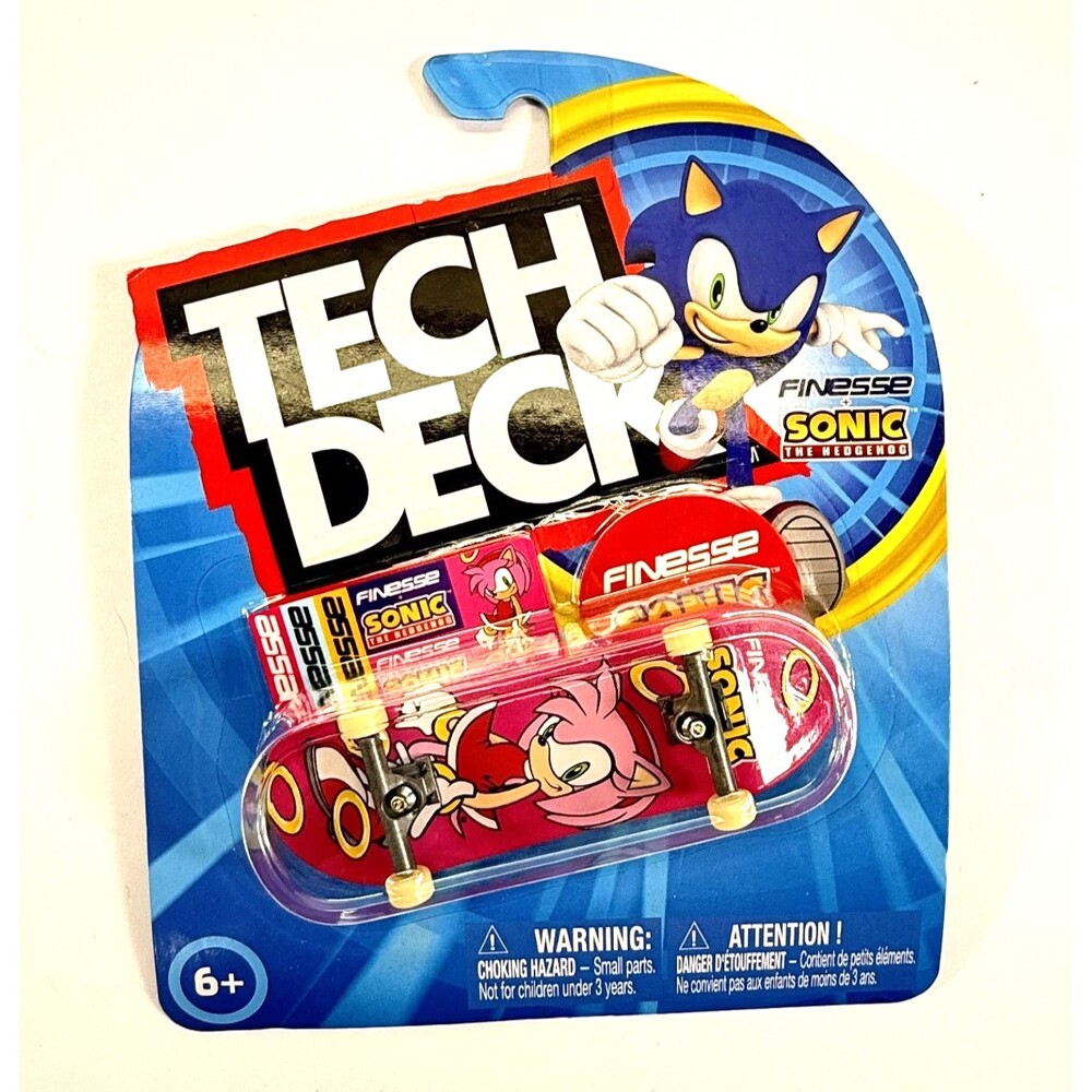 Tech Deck Sonic The Hedgehog Amy Rose Finesse Fingerboard Skateboard New